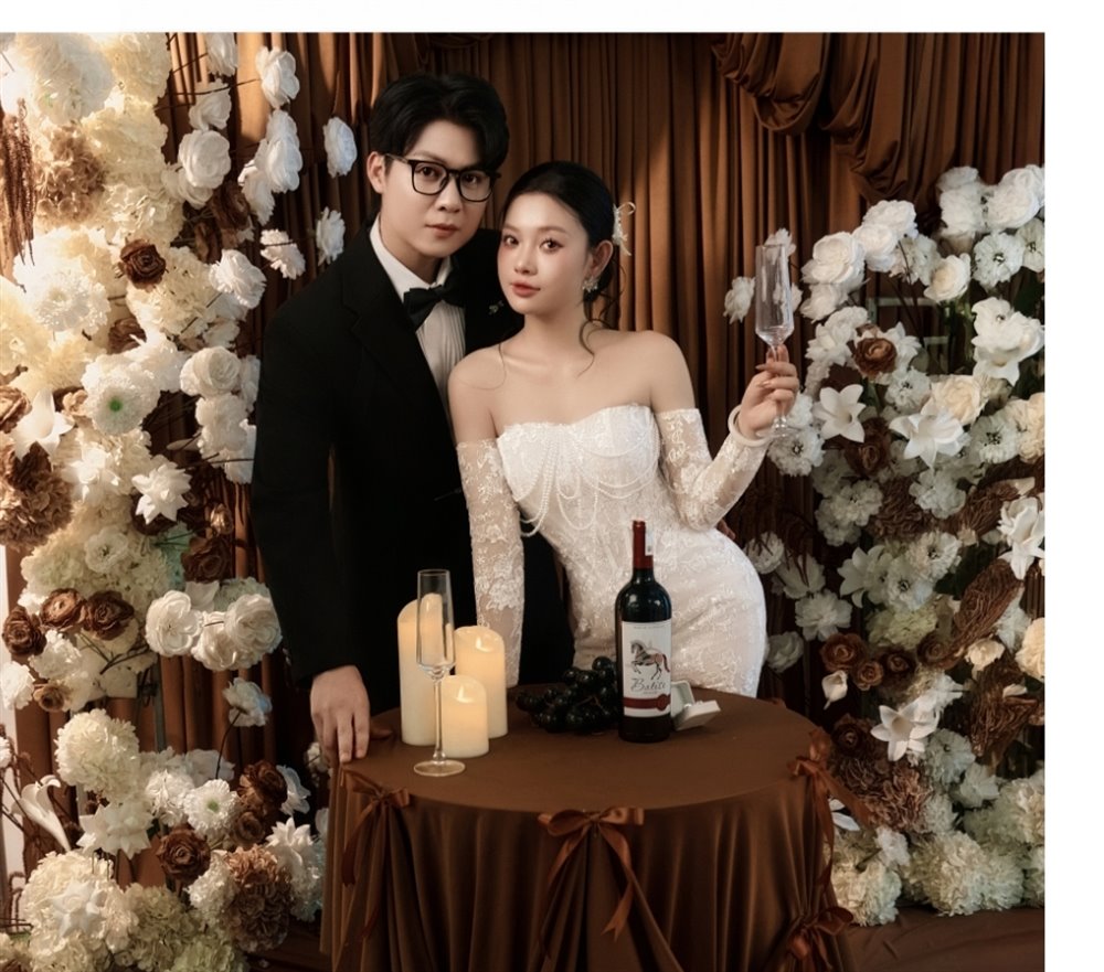 Ảnh cưới concept ánh nến sang trọng